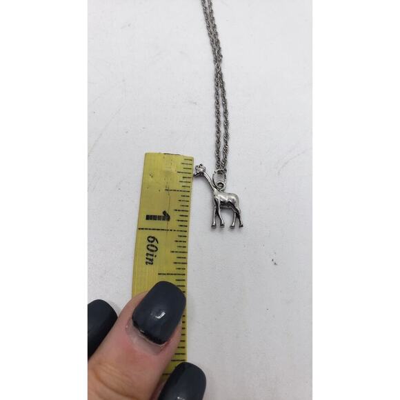 Sterling Silver Giraffe Pendant Necklace Figural Zoo Safari Animal - Picture 5 of 9